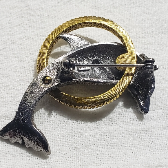 Beautiful Vintage Liz Claiborne Goldtone and brushed Silvertone Dolphin and Hoop - Picture 6 of 6